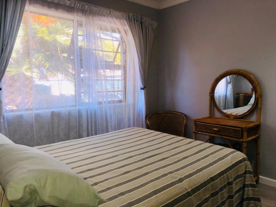 5 Bedroom Property for Sale in Franskraal Western Cape
